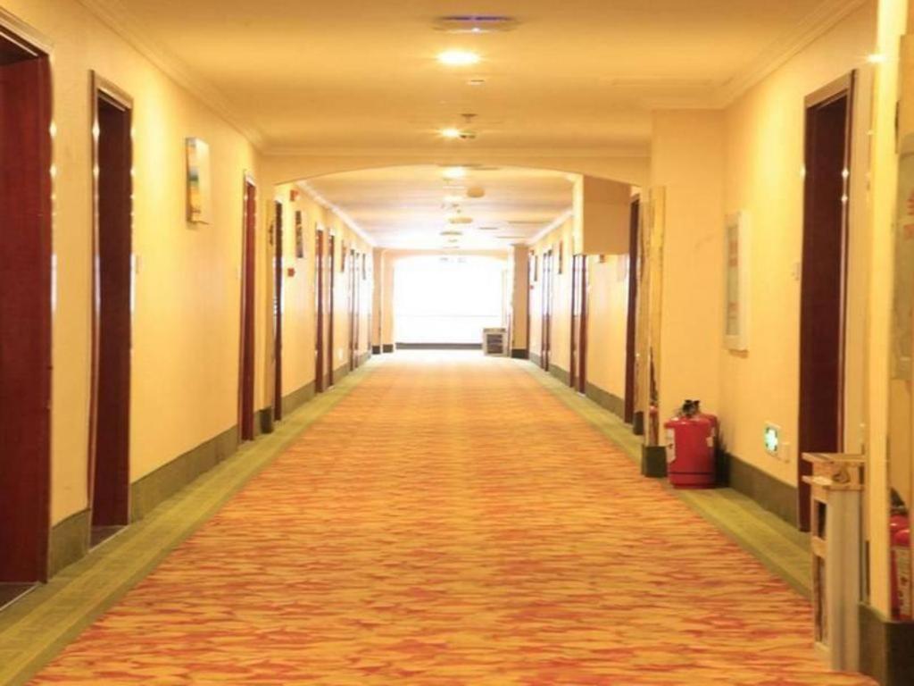 GreenTree Inn Beijing Yanqing District Gaota Road Express Hotel Buitenkant foto